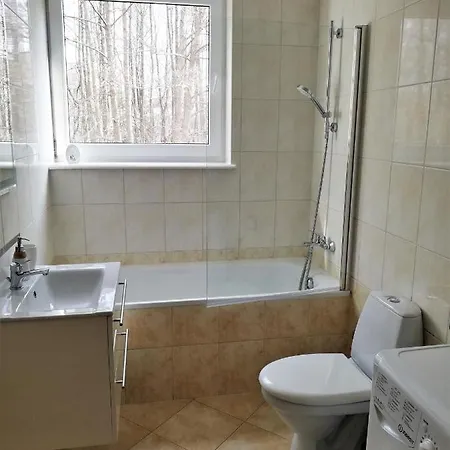 Apartament Nad Potokiem グディニャ